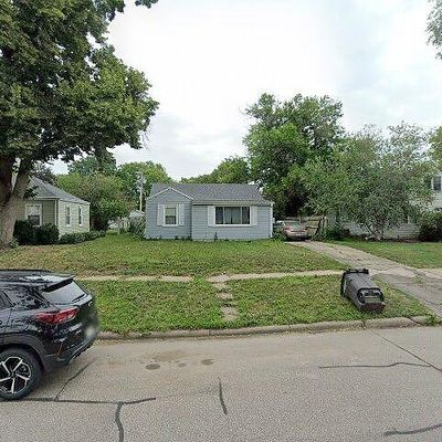 1110 N Hewett Ave, Hastings, NE 68901