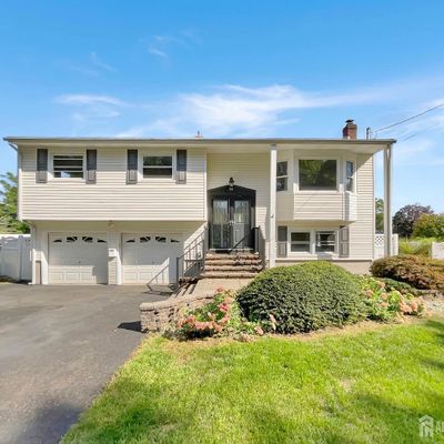 13 Bartman Rd, East Brunswick, NJ 08816