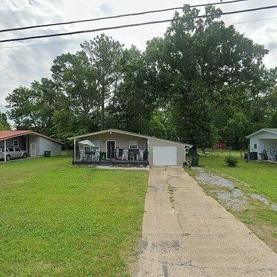 13 Stovall St, Fort Oglethorpe, GA 30742