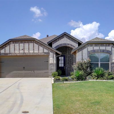 130 Creekside Dr, Sanger, TX 76266