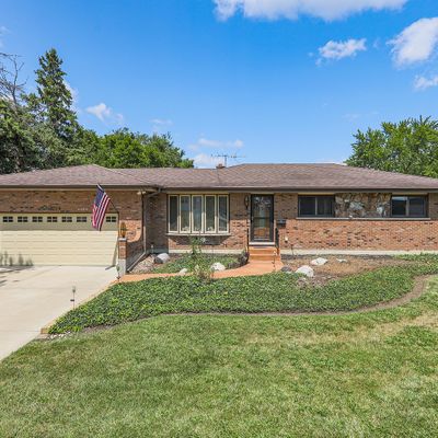 1300 W Holtz Ave, Addison, IL 60101