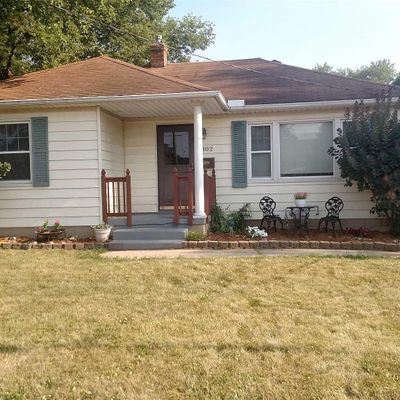 1302 Willow St, Pekin, IL 61554