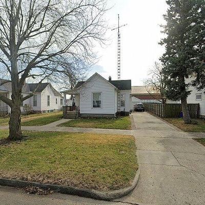 1309 Champaign Ave, Mattoon, IL 61938