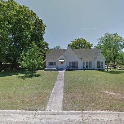 131 W 1 St St, Junction City, AR 71749