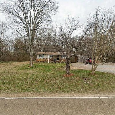 1314 Finger Leapwood Rd, Finger, TN 38334