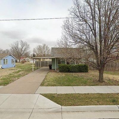 1329 S Chestnut St, Mcpherson, KS 67460