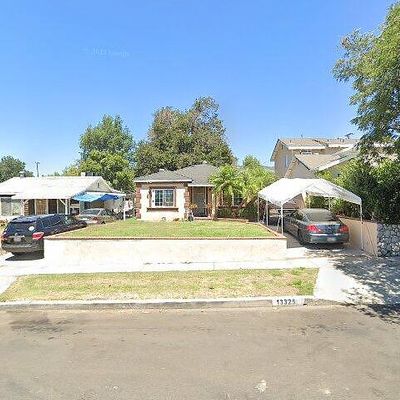 13325 Herron St, Sylmar, CA 91342