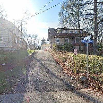 1334 Murray Hill Rd, Teaneck, NJ 07666