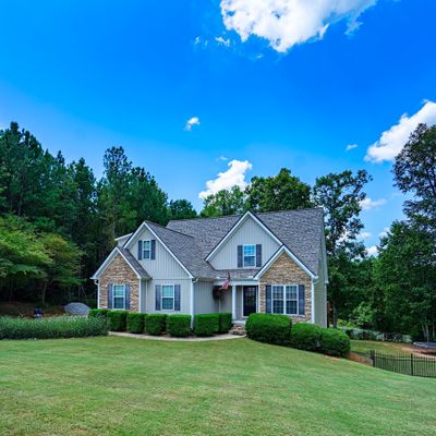 135 Copper Creek Dr, Lagrange, GA 30240