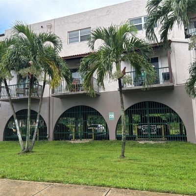 1350 W 53 Rd St #24, Hialeah, FL 33012