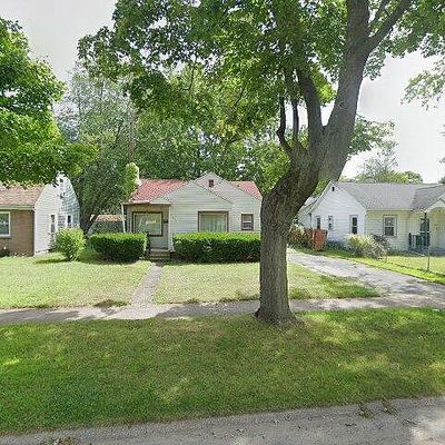 1351 Bishop Ave, Benton Harbor, MI 49022