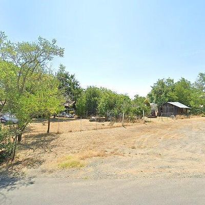 13593 S Fork Rd, Igo, CA 96047