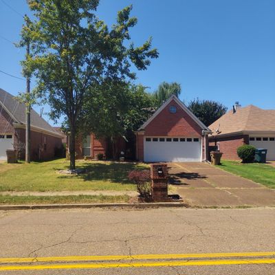 1367 Charles Bryan Rd, Cordova, TN 38018