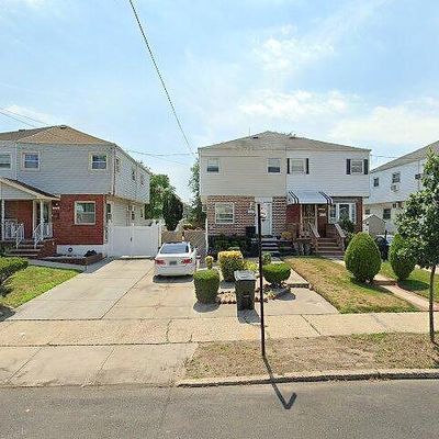 1372 E 105 Th St, Brooklyn, NY 11236