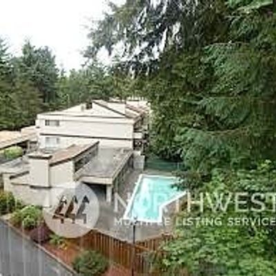 13739 15th Avenue Ne Unit B 1, Seattle, WA 98125