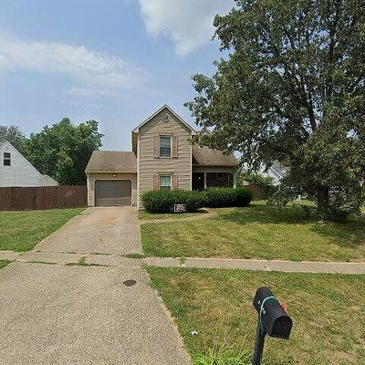 12127 Bay Run Dr, Louisville, KY 40245