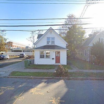 122 School St, Hamden, CT 06518