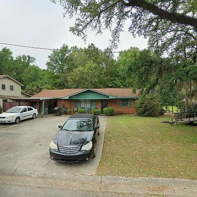 1220 Pinewood Dr, Picayune, MS 39466