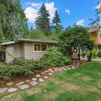 12315 Ne 108 Th St, Kirkland, WA 98033