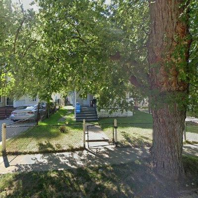 124 Apple Ave, Benton Harbor, MI 49022