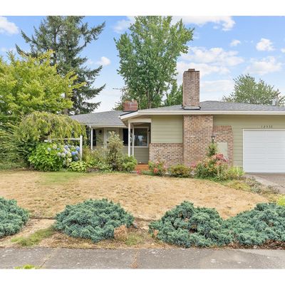 12532 Ne Knott St, Portland, OR 97230