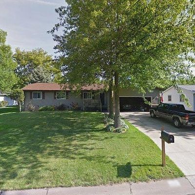 1260 W 14 Th Ave, Marion, IA 52302