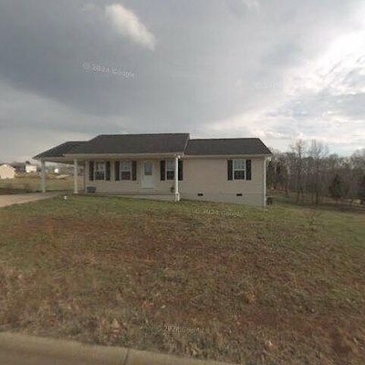 127 Five Oaks Dr, Madisonville, TN 37354