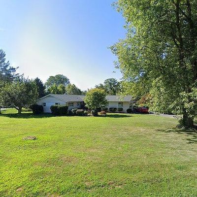 15 Continental Ln, Titusville, NJ 08560