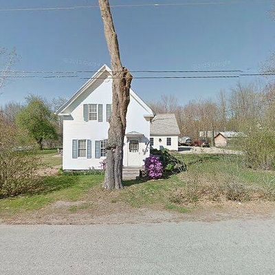 15 Davis St, Lisbon Falls, ME 04252