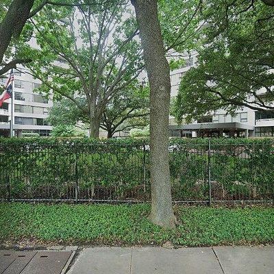 15 Greenway Plz #11 A, Houston, TX 77046