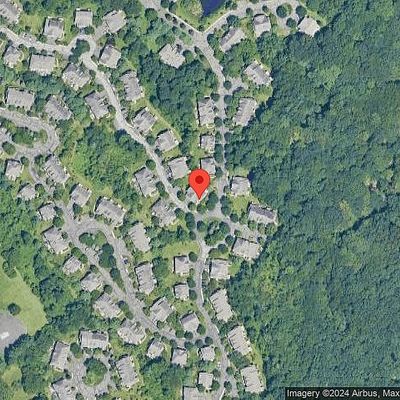 15 Woodcrest Ln, Danbury, CT 06810