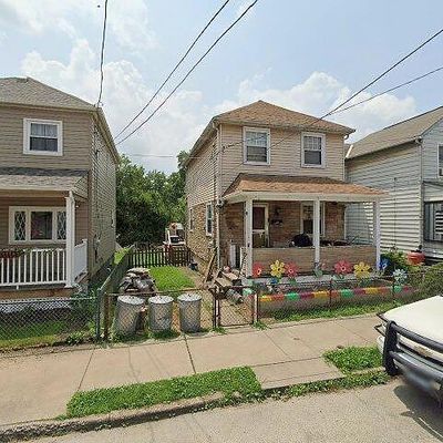 1508 Grant St, Braddock, PA 15104