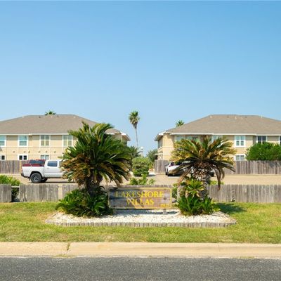 15125 Leeward Dr, Corpus Christi, TX 78418