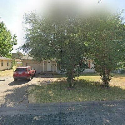 1517 N Wharton St, Sherman, TX 75092