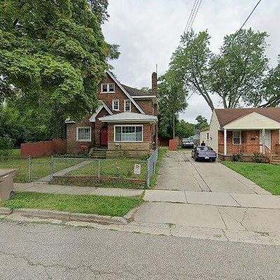 152 Beach St, Pontiac, MI 48342