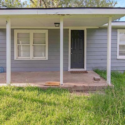 152 Walnut Dr, Richwood, TX 77531