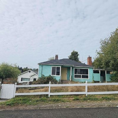 1537 N Cambrian Ave, Bremerton, WA 98312