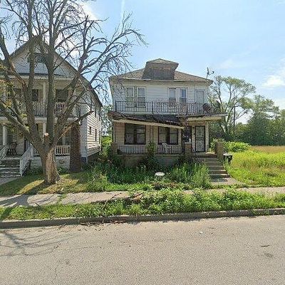 15468 Rosa Parks Blvd, Detroit, MI 48238