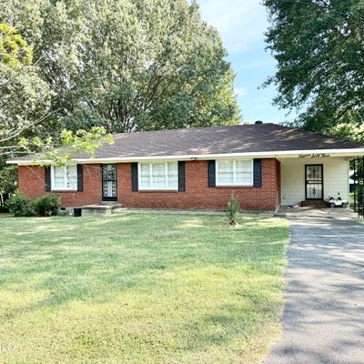 1563 Willard Dr, Southaven, MS 38671