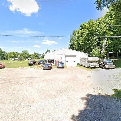 15645 W Clear Lake Rd, Buchanan, MI 49107