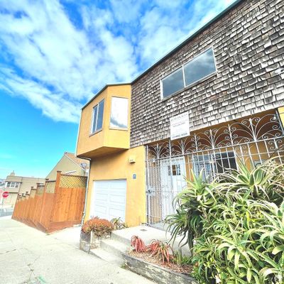 1582 La Salle Ave, San Francisco, CA 94124