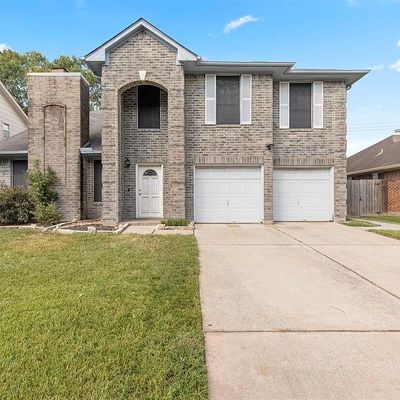 15911 Camp Fire Rd, Friendswood, TX 77546