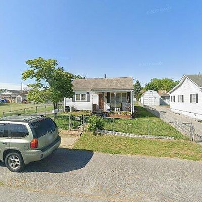 16 Chandelle Rd, Middle River, MD 21220