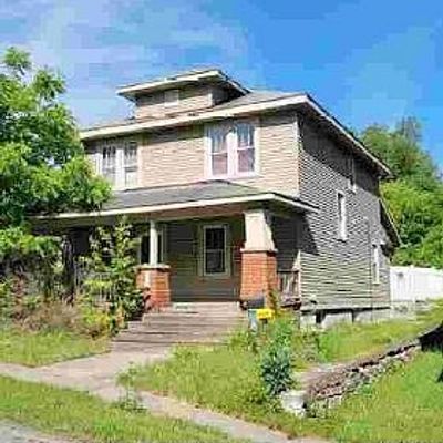 16 Shaper Ave, Canajoharie, NY 13317