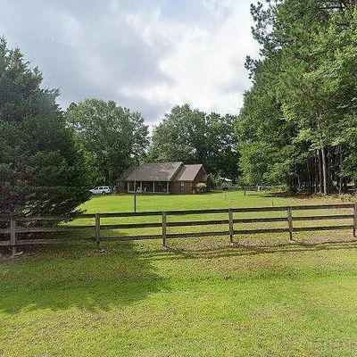 16 Shelton Cedar Rd, Moselle, MS 39459