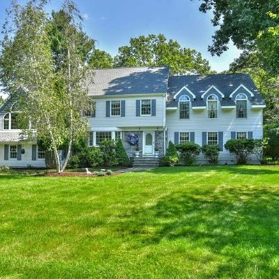 16 Spook Ridge Rd, Upper Saddle River, NJ 07458