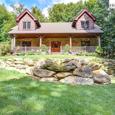 161 Cobblestone Bridge Ln, Banner Elk, NC 28604