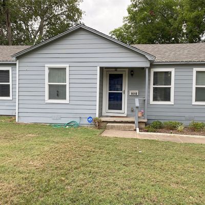 1610 N Highland Ave, Sherman, TX 75092