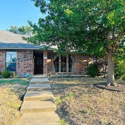 1614 Ginger Dr, Carrollton, TX 75007