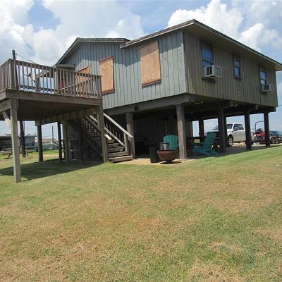 1617 County Road 201, Bay City, TX 77414